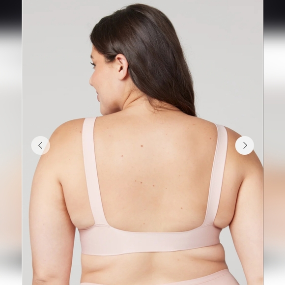 SPANXsmooth Full Coverage Bra - Picture 2 of 7